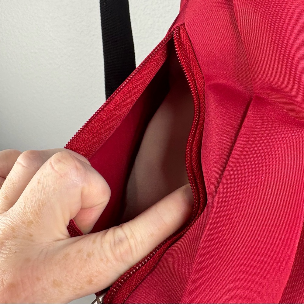 Travelon Red Crossbody Anti-Theft Organizer Travel Purse - Picture 9 of 12
